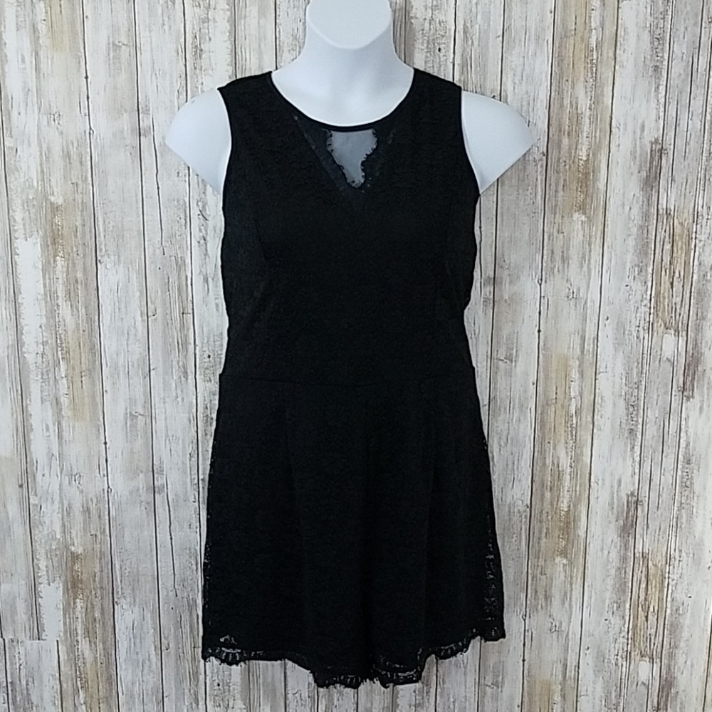 Bebe lace romper
